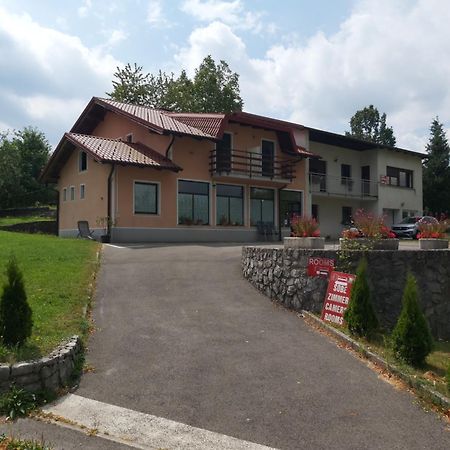 Rooms Zagon Postojna Kültér fotó