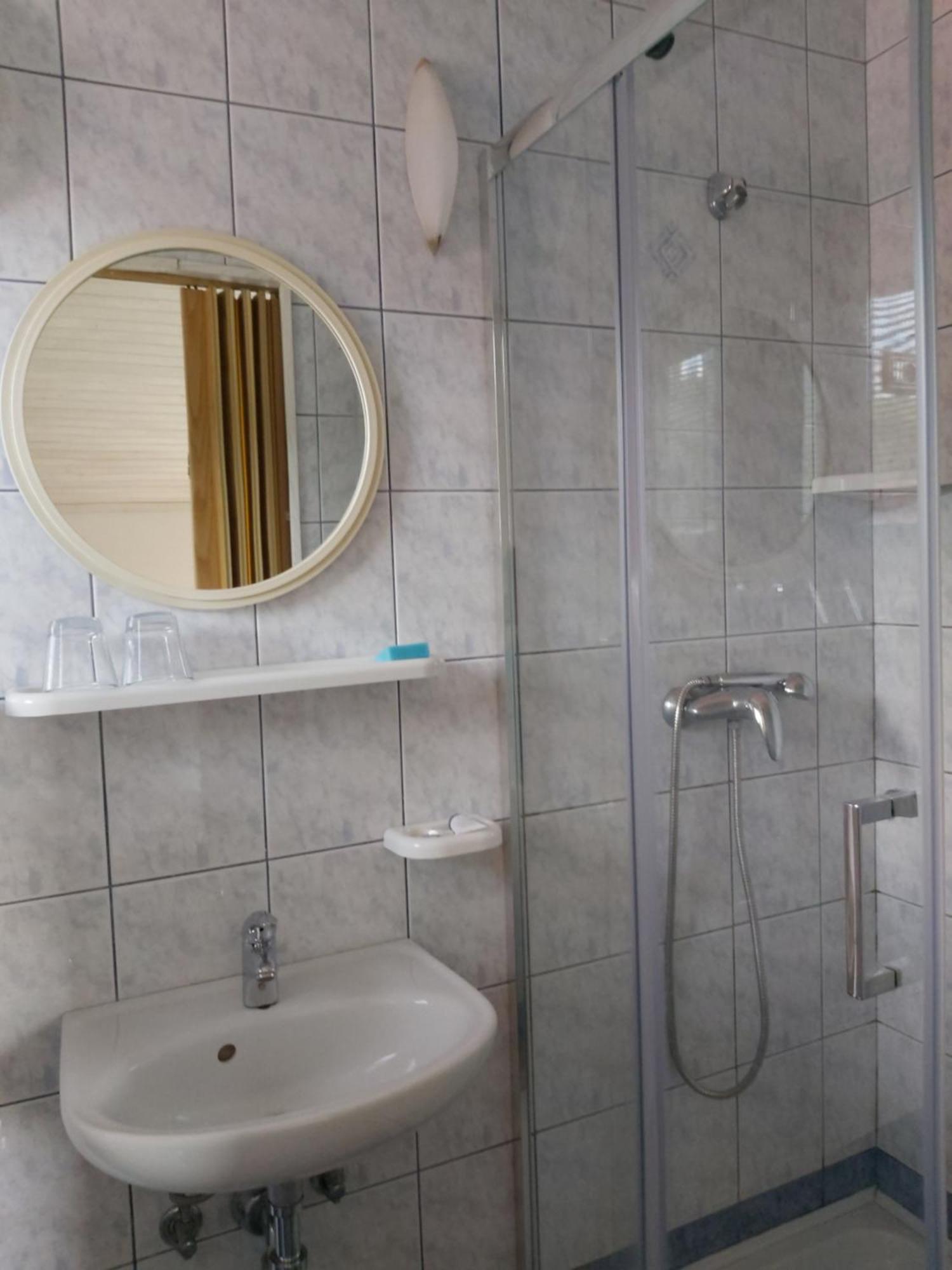 Rooms Zagon Postojna Kültér fotó