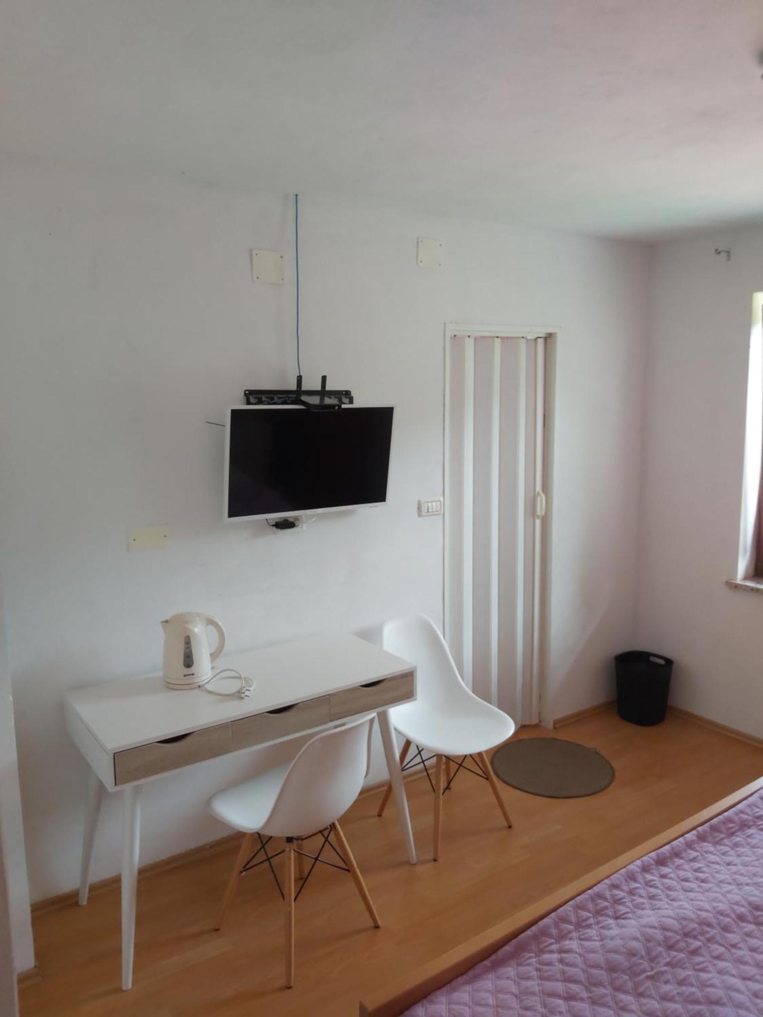Rooms Zagon Postojna Kültér fotó