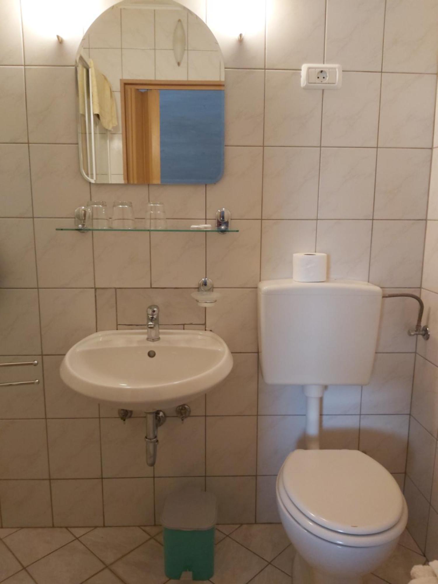 Rooms Zagon Postojna Kültér fotó