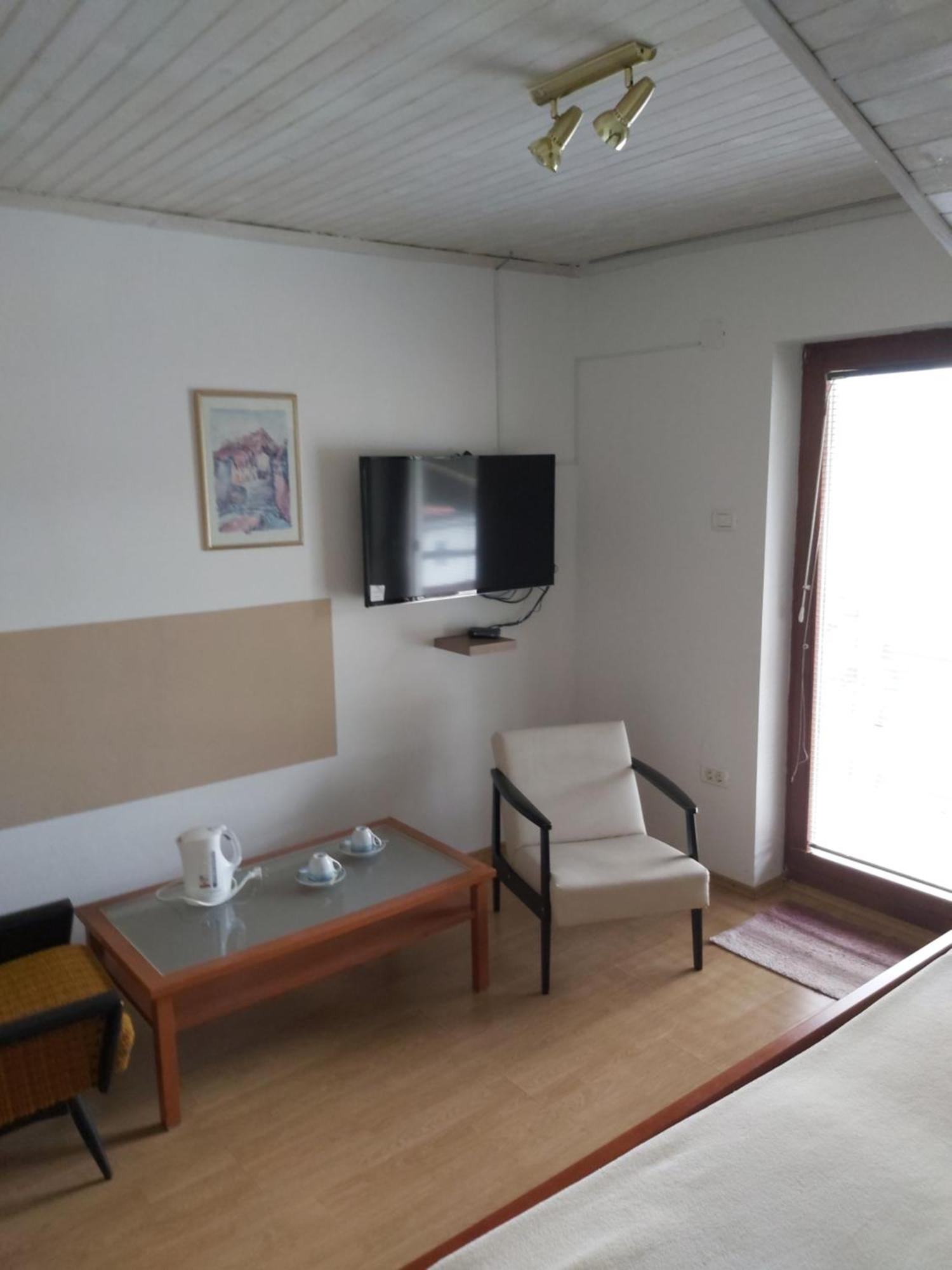 Rooms Zagon Postojna Kültér fotó