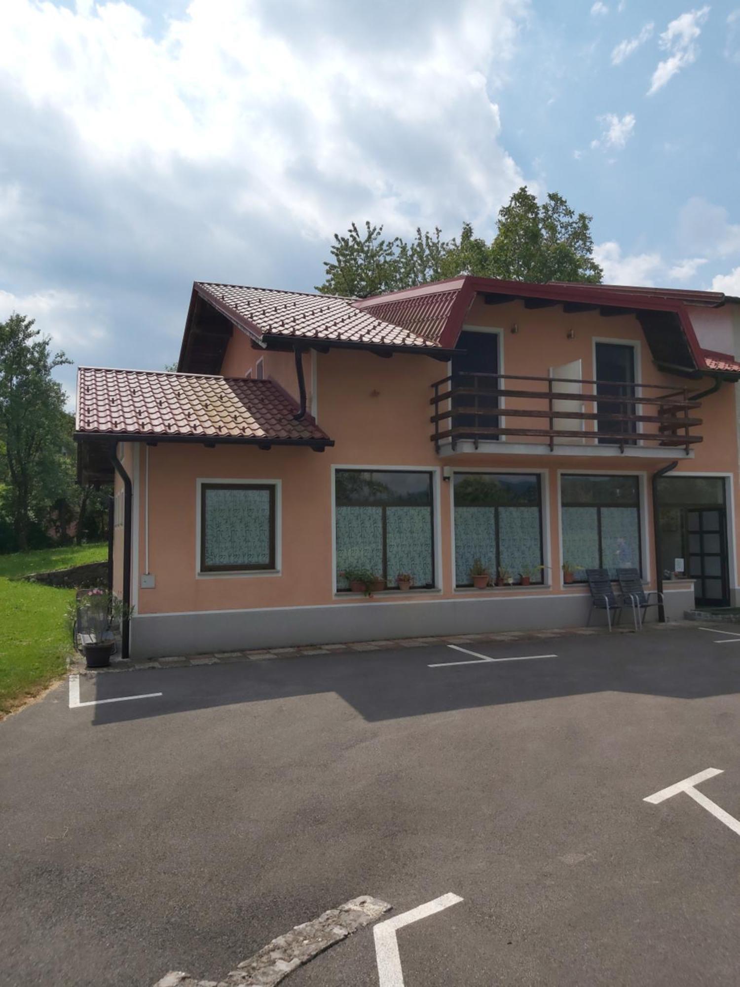 Rooms Zagon Postojna Kültér fotó